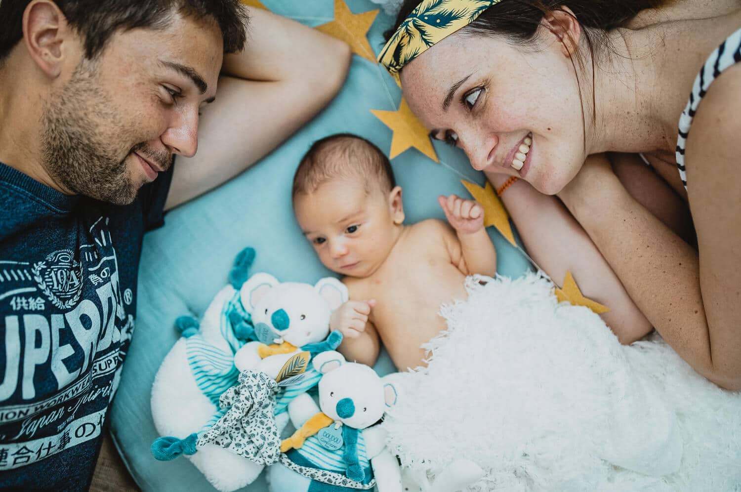 Créer des souvenirs visuels pour raconter les premières années 1 Photographe-naissance-Lyon-1