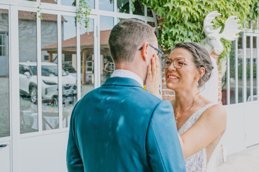 First look pour de photos de mariage créatives