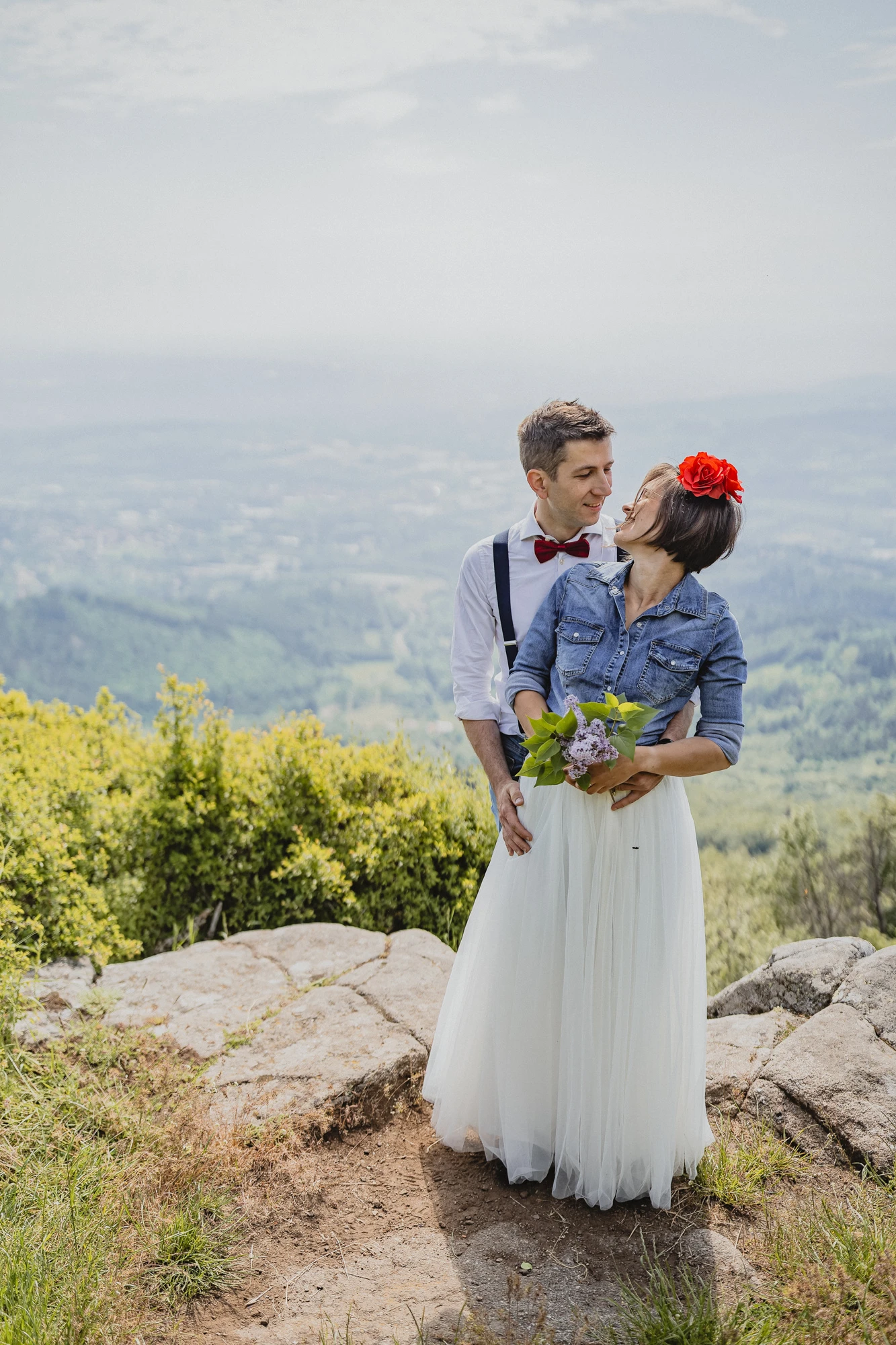 couple-maries-veste-jean-montagne.jpg
