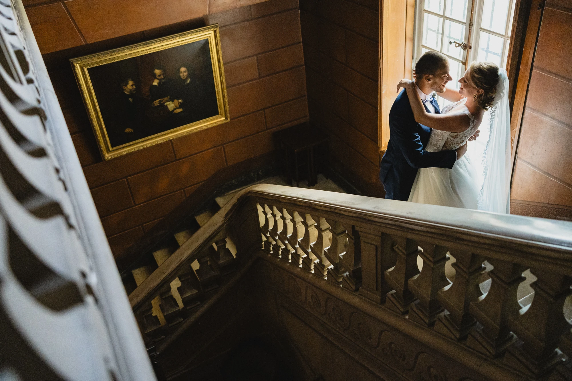 maries-enlaces-escalier-fenetre-chateau.jpg